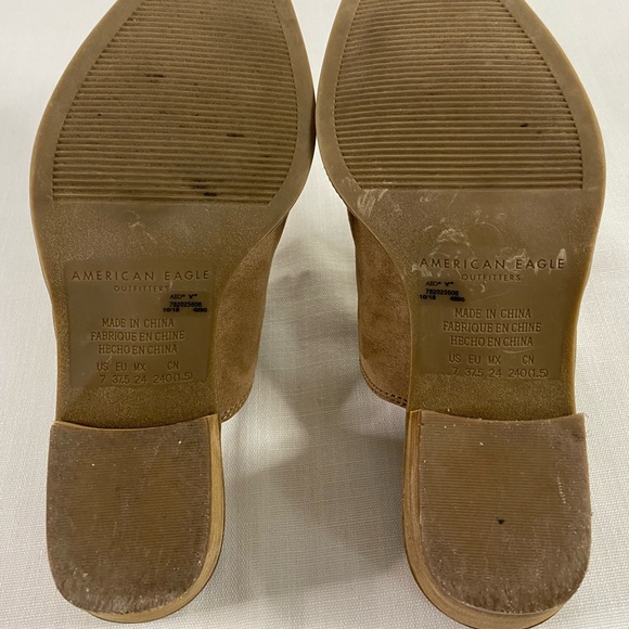 Womens Size 7 American Eagle 2inch Heels Suede Brown Stretchy Comfortable - Picture 13 of 13